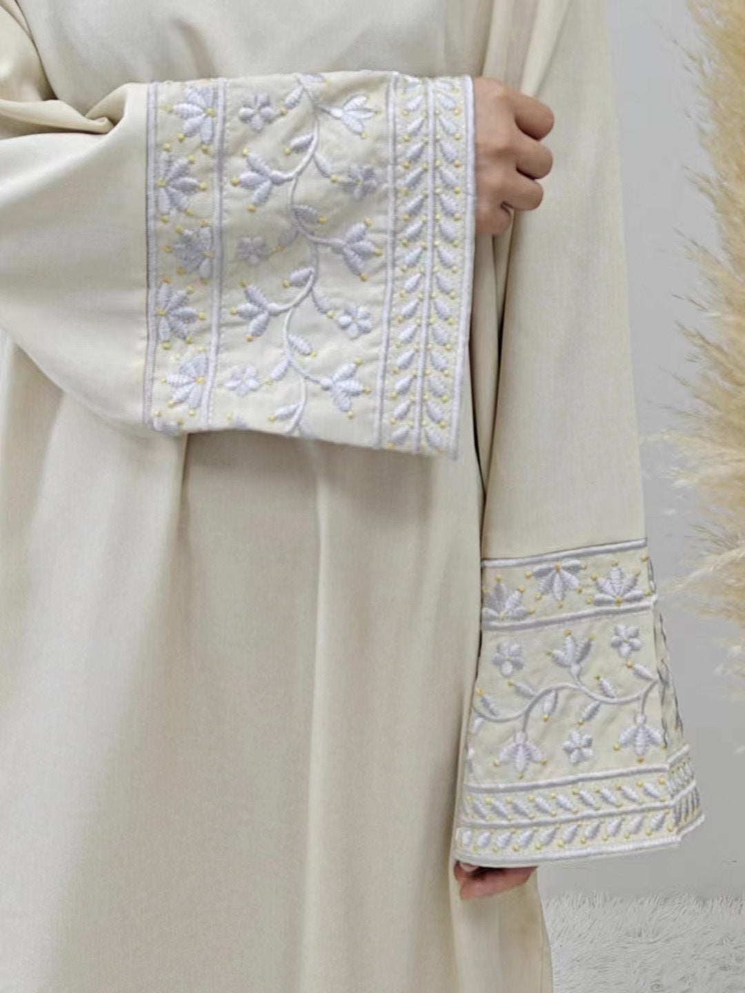 Abaya manches brodées