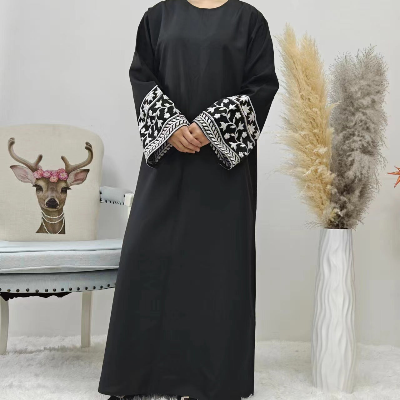 Abaya manches brodées