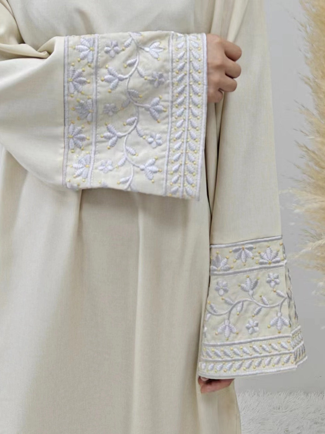 Abaya manches brodées